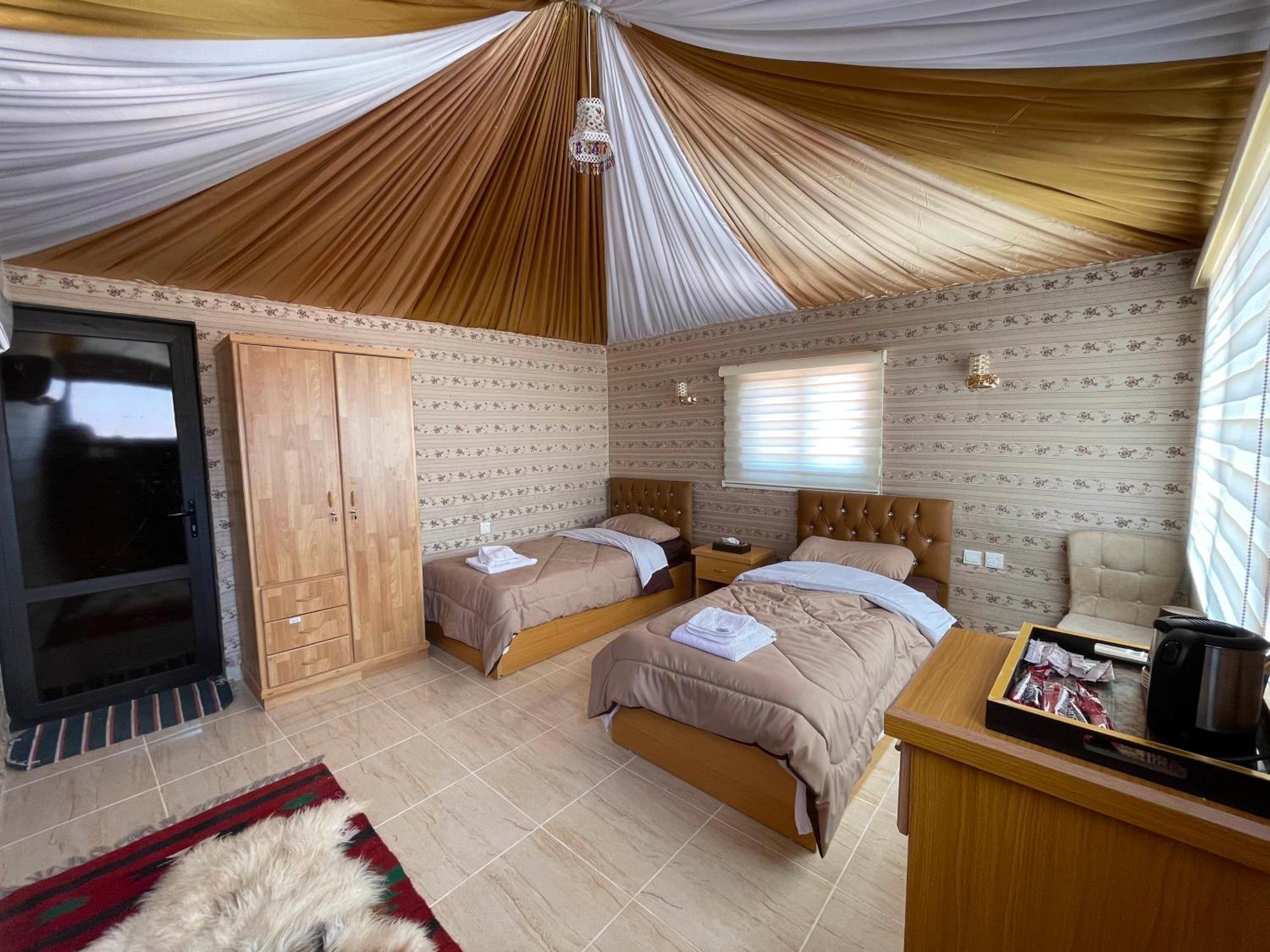 Desert Moon Camp ワディ ・ラム エクステリア 写真