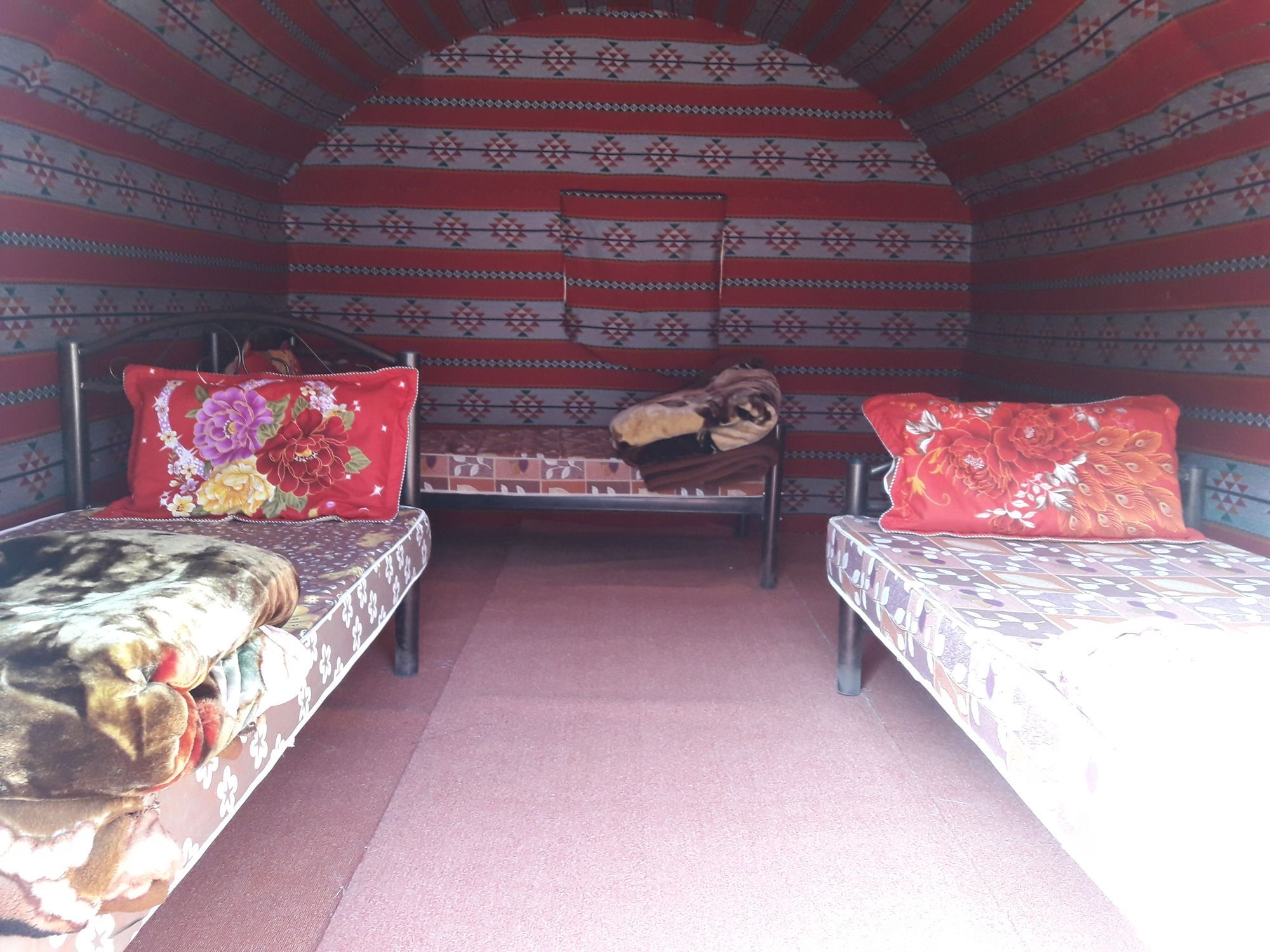 Desert Moon Camp ワディ ・ラム エクステリア 写真